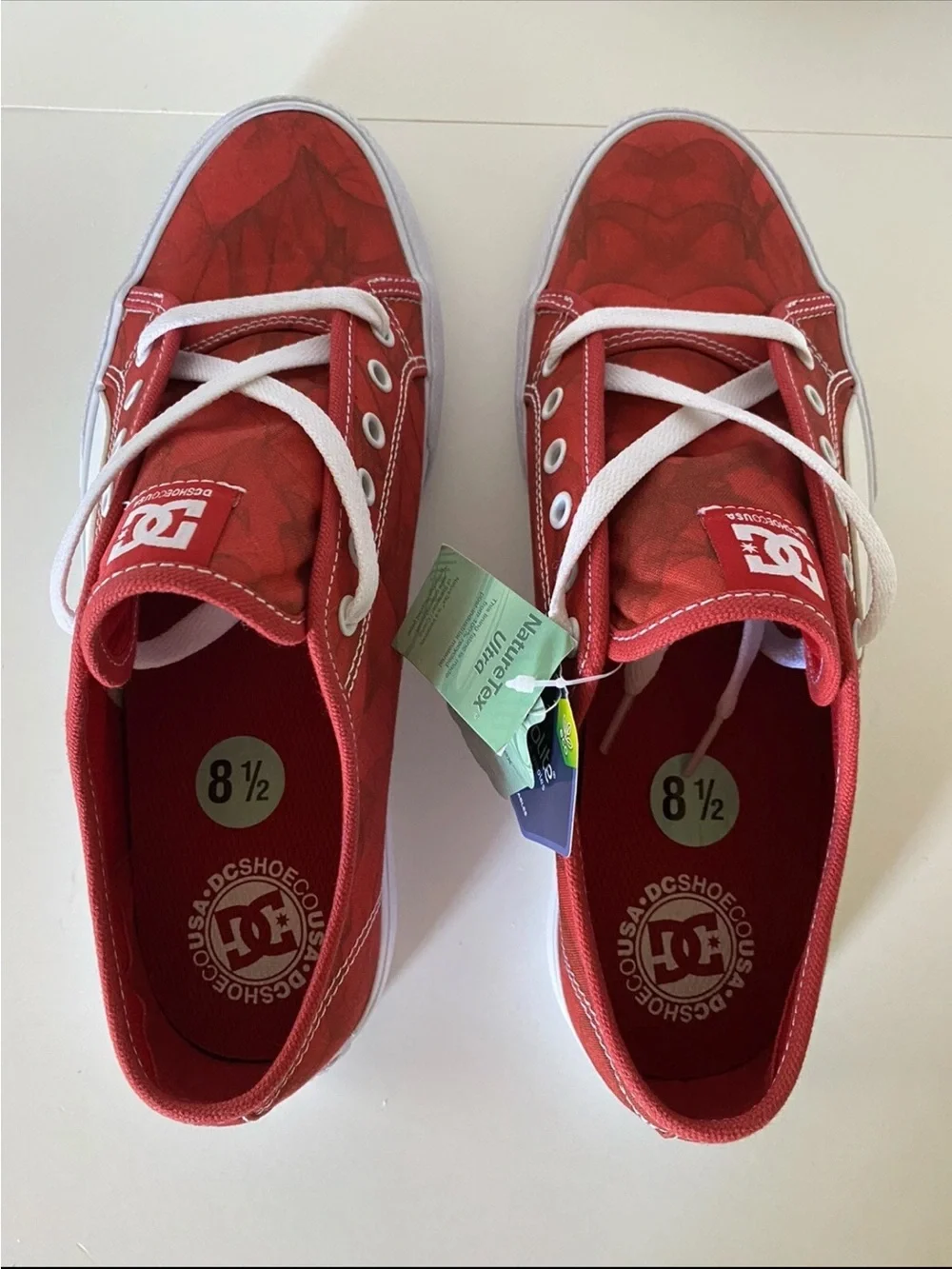 DC Manual S Evan ADYS300629 Mens Red Canvas Skate Inspired Sneakers